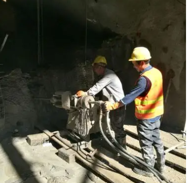 砚山水下抗分散灌浆料特点 水下不分散注浆料介绍