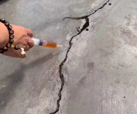 砚山混凝土裂缝修补技术详解​